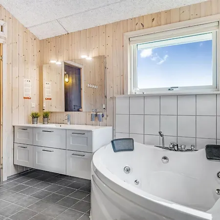 Griselda - 700m From The Sea By Interhome Feriehus *